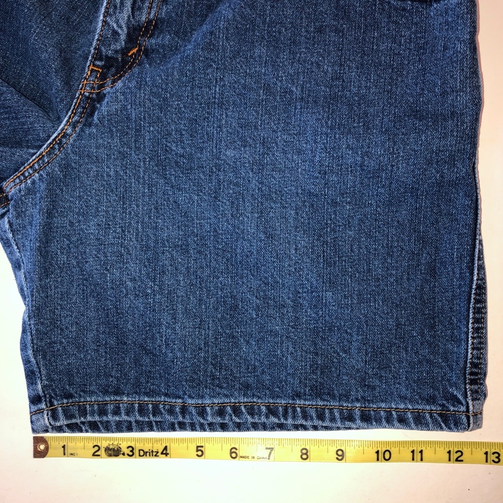 Levi’s 550 Relaxed Fit High-Rise Y2K Shorts (34) - Picture 10 of 15